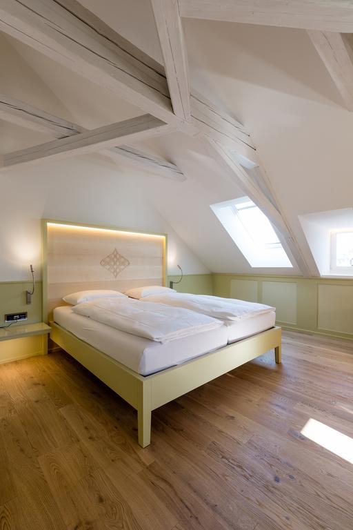 Hotel Krone سبايكر الغرفة الصورة
